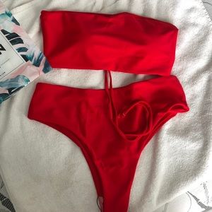 SHEIN Red Strapless Bikini
